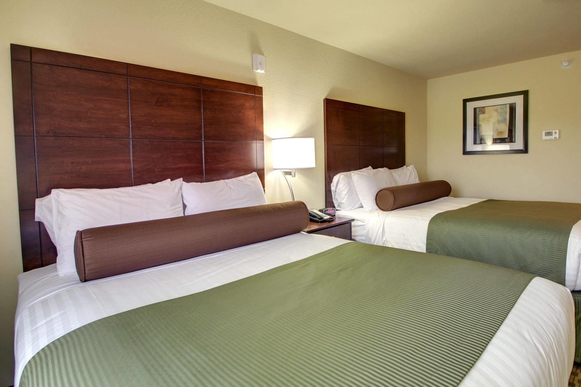 Cobblestone Inn&Suites - Eaton Extérieur photo