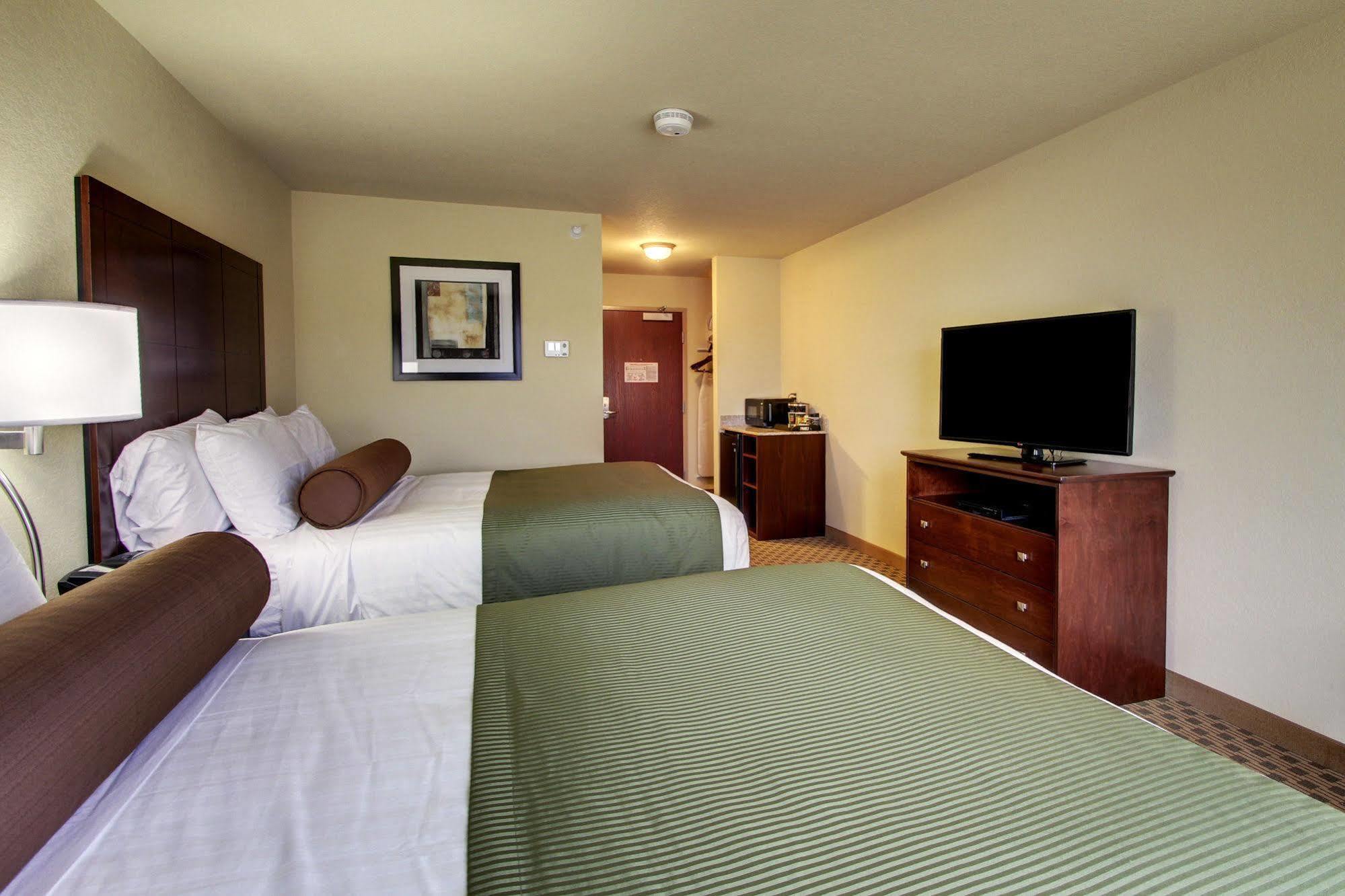 Cobblestone Inn&Suites - Eaton Extérieur photo
