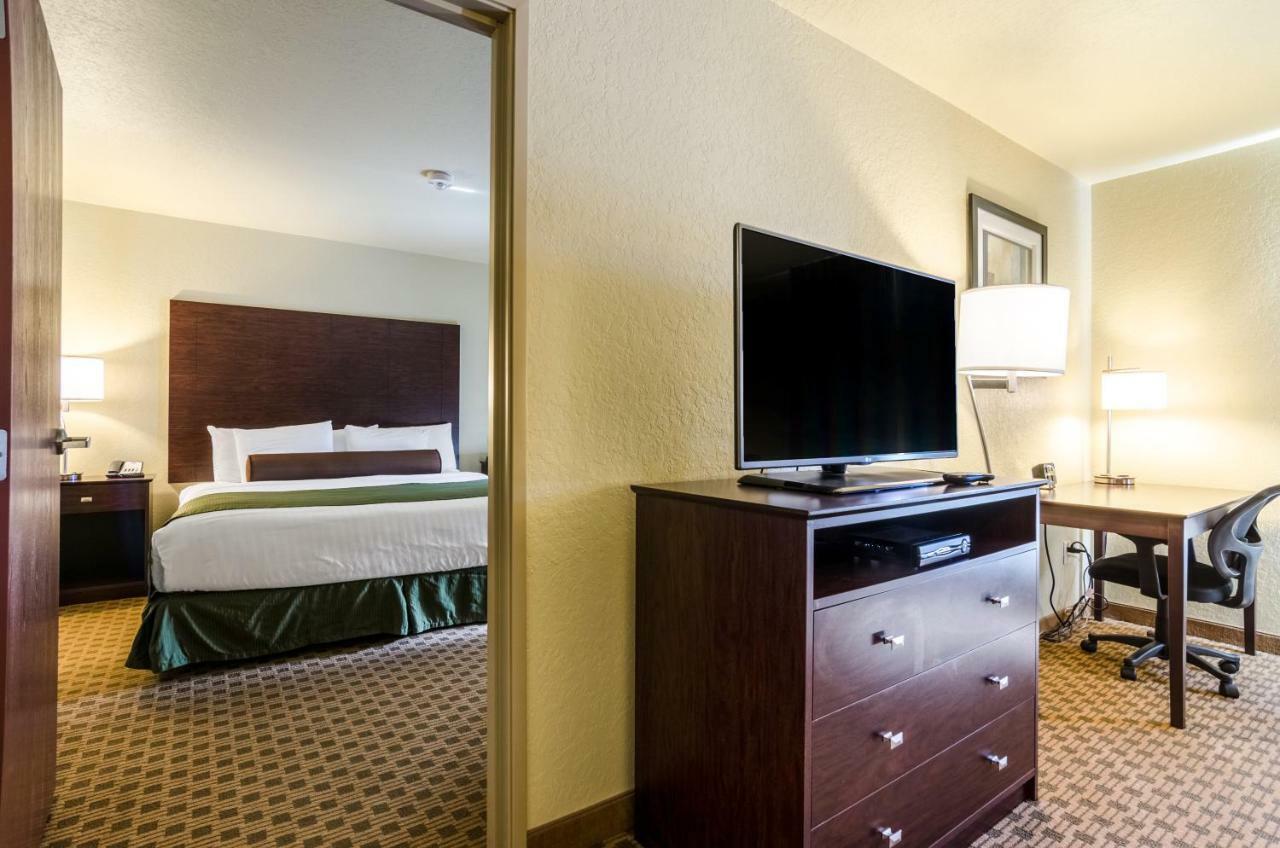 Cobblestone Inn&Suites - Eaton Extérieur photo