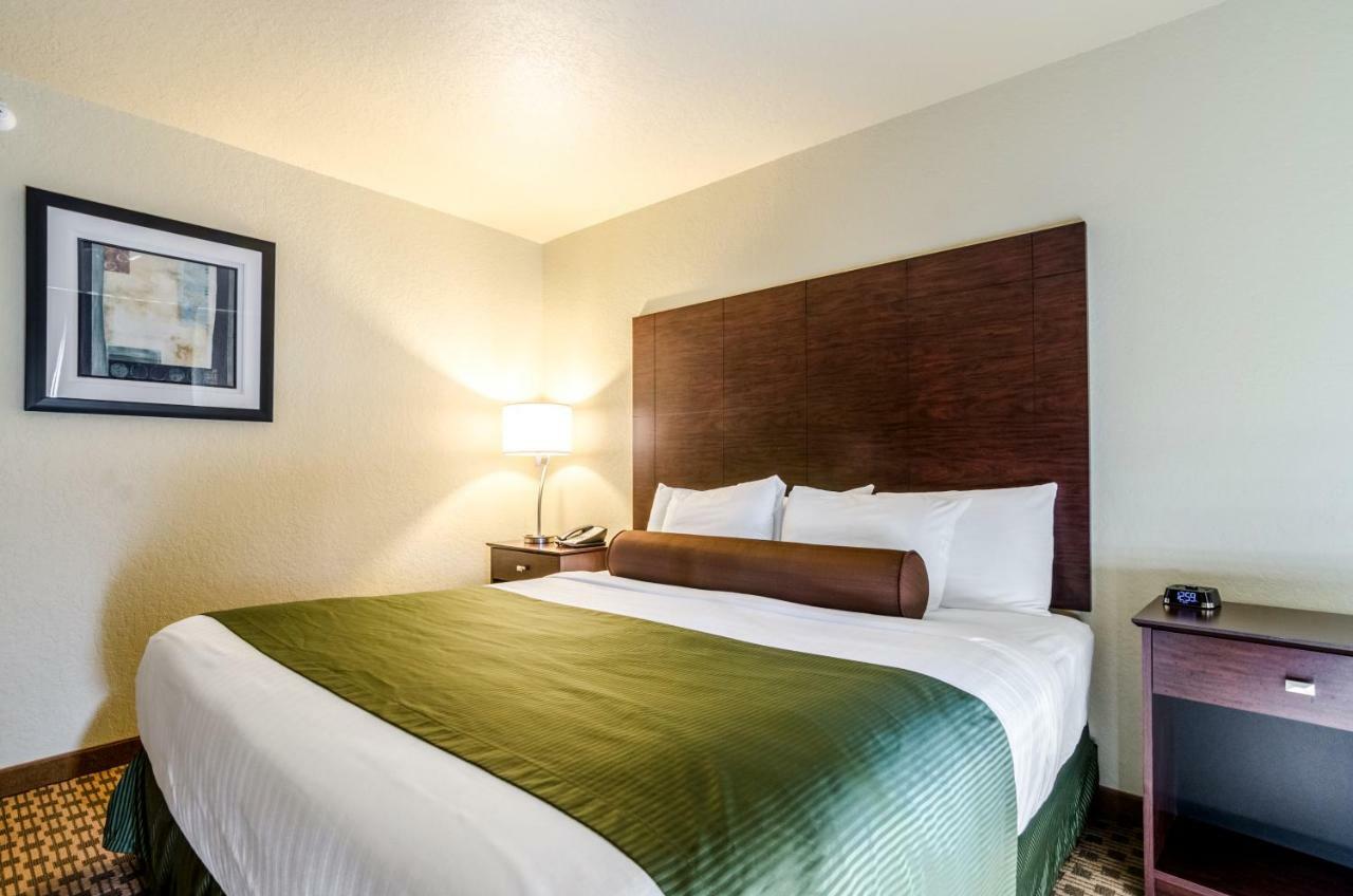 Cobblestone Inn&Suites - Eaton Extérieur photo