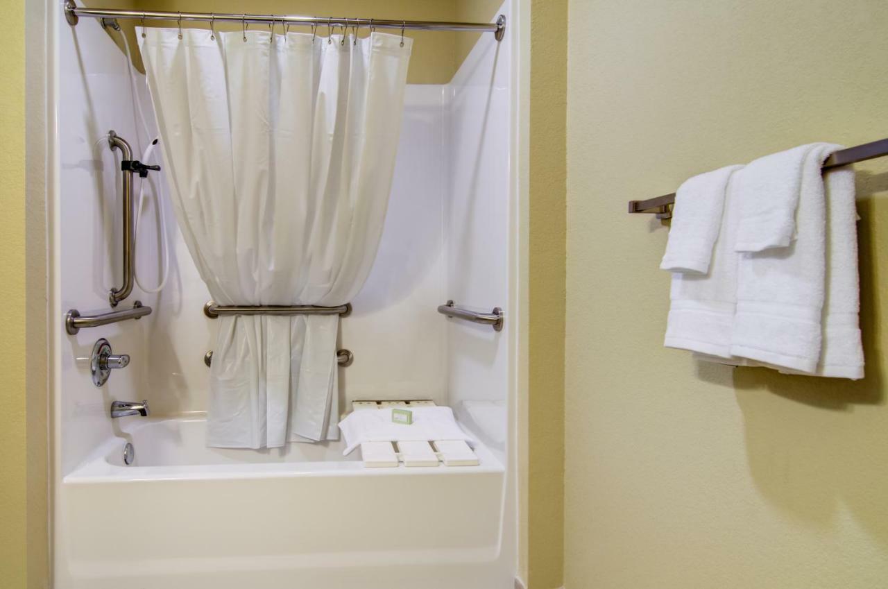Cobblestone Inn&Suites - Eaton Extérieur photo