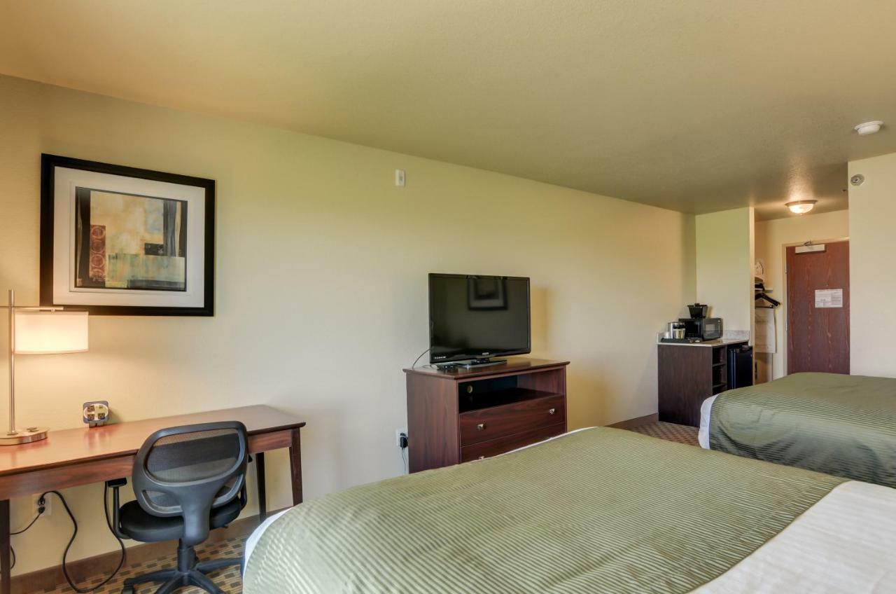 Cobblestone Inn&Suites - Eaton Extérieur photo